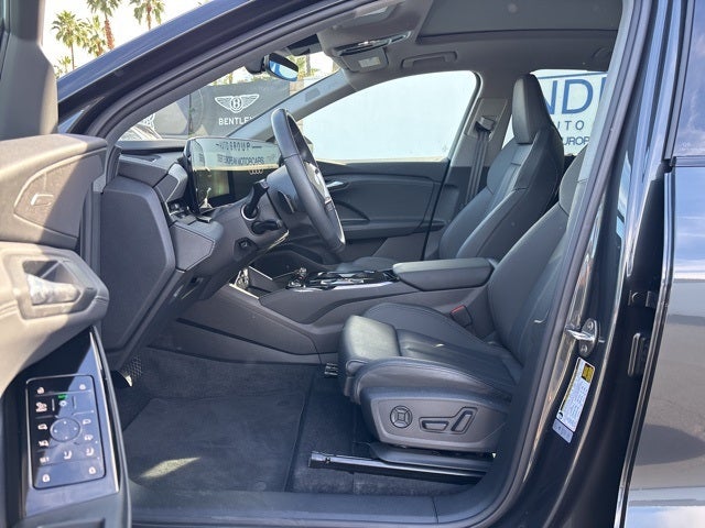 2025 Audi Q6 e-tron Premium Plus quattro