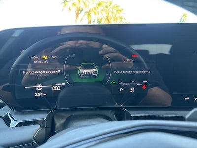 2025 Audi Q6 e-tron Premium Plus quattro