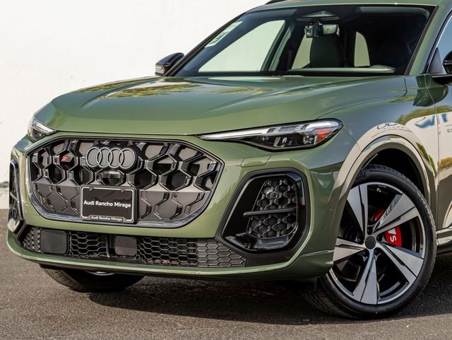 2026 Audi SQ5 Premium Plus quattro