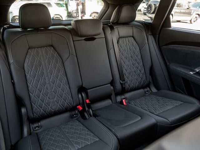 2026 Audi SQ5 Premium Plus quattro