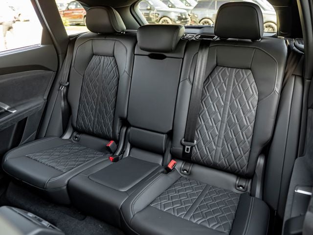 2026 Audi SQ5 Premium Plus quattro