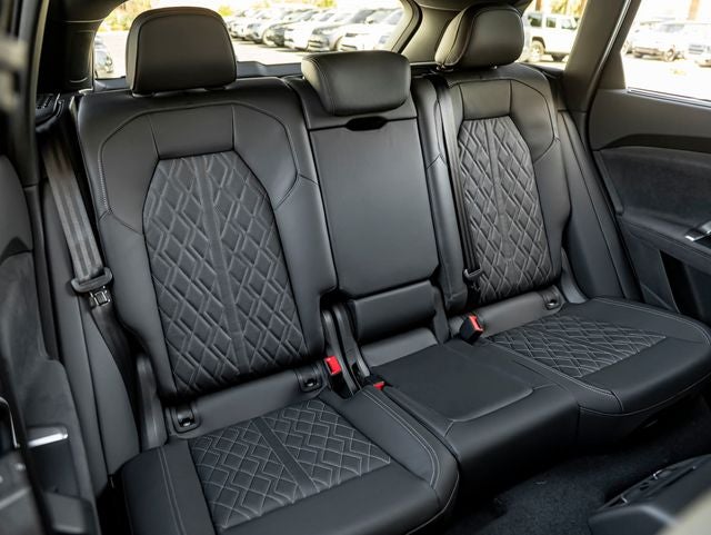 2026 Audi SQ5 Premium Plus quattro