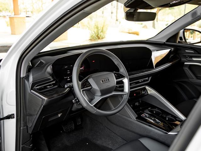 2025 Audi Q5 2.0T Premium Plus quattro