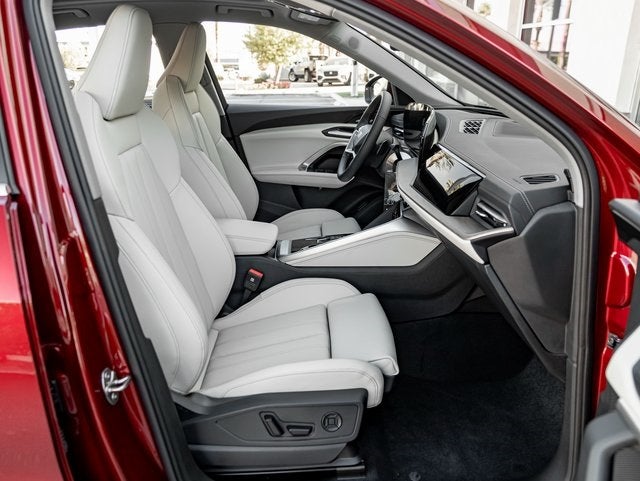 2025 Audi Q5 Premium Plus quattro