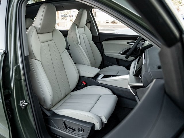 2025 Audi Q5 Premium Plus quattro