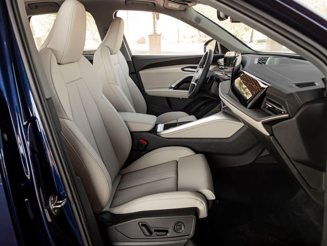 2026 Audi Q5 2.0T Premium Plus quattro