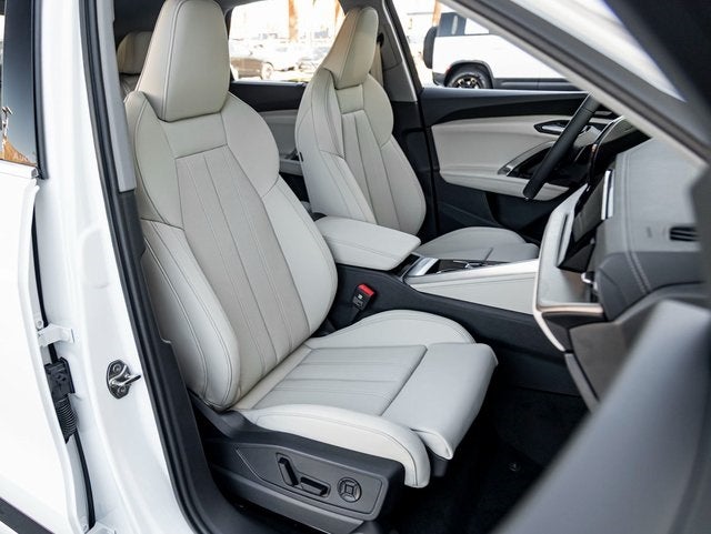 2025 Audi Q5 Premium Plus quattro