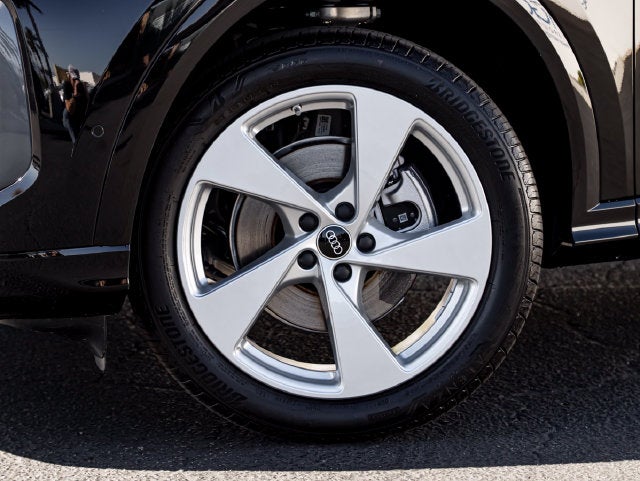 2026 Audi Q5 2.0T Premium Plus quattro
