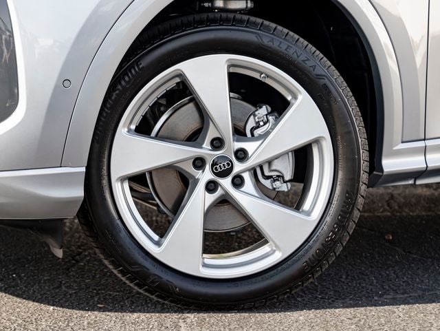 2026 Audi Q5 2.0T Premium Plus quattro