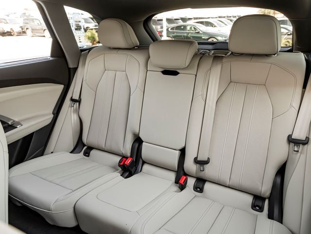 2026 Audi Q5 2.0T Premium Plus quattro