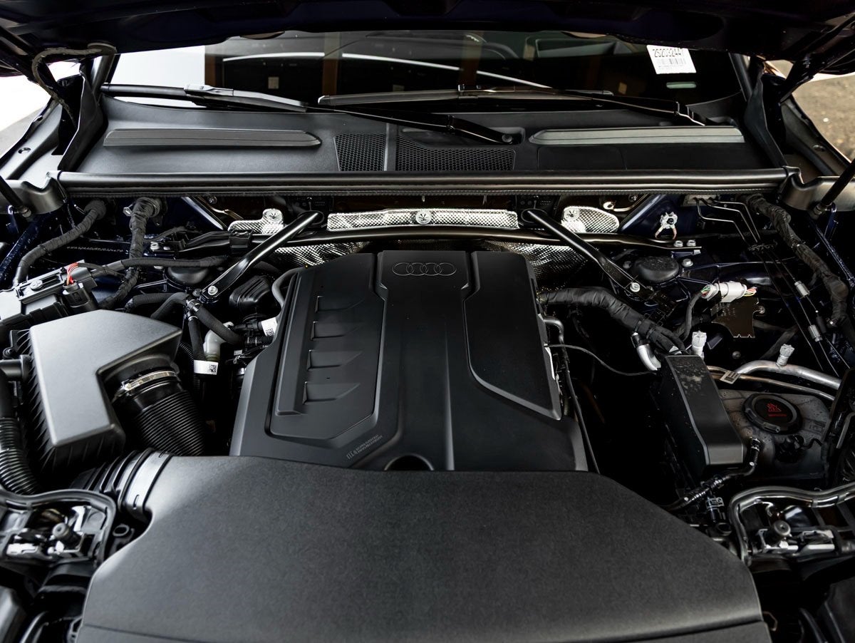 2025 Audi Q5 Premium Plus quattro