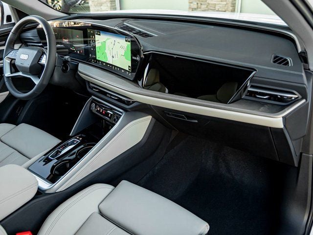 2025 Audi Q5 2.0T Premium Plus quattro