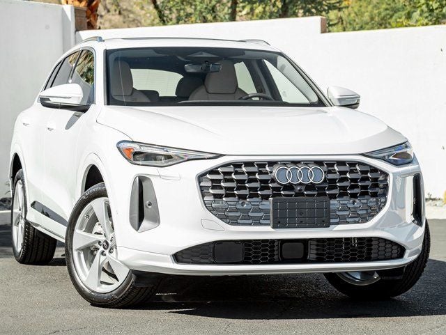 2025 Audi Q5 2.0T Premium Plus quattro
