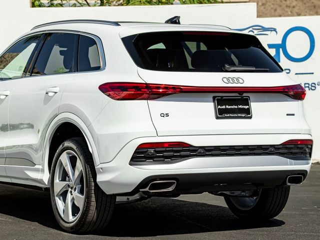 2026 Audi Q5 2.0T Premium Plus quattro