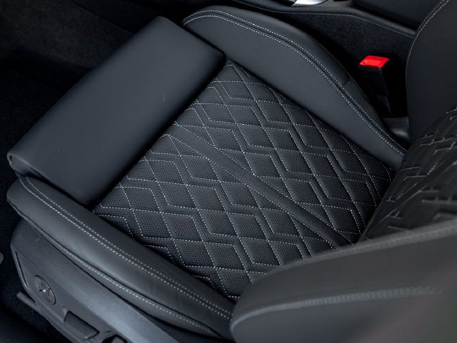 2026 Audi SQ5 Prestige quattro