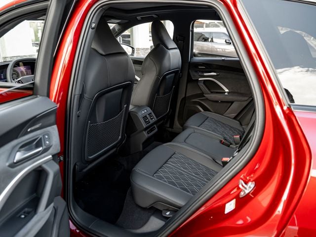 2026 Audi SQ5 Prestige quattro