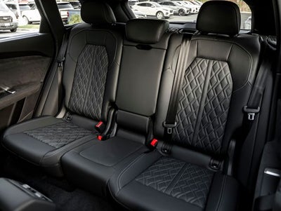 2026 Audi SQ5 Prestige quattro