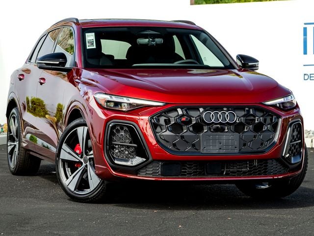 2026 Audi SQ5 Prestige quattro
