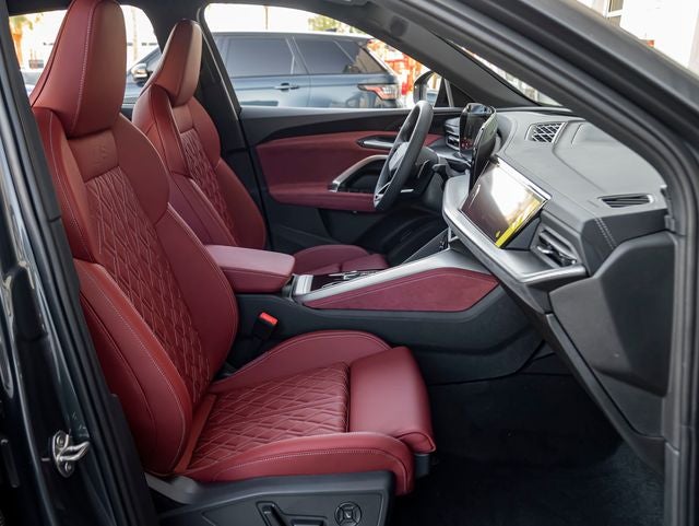 2026 Audi SQ5 Prestige quattro