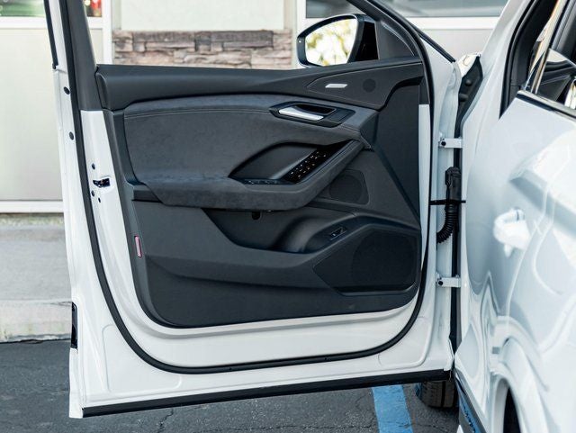 2025 Audi SQ6 e-tron Prestige quattro