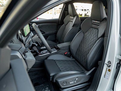 2025 Audi SQ6 e-tron Prestige quattro