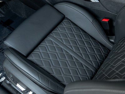 2025 Audi SQ6 e-tron Prestige quattro