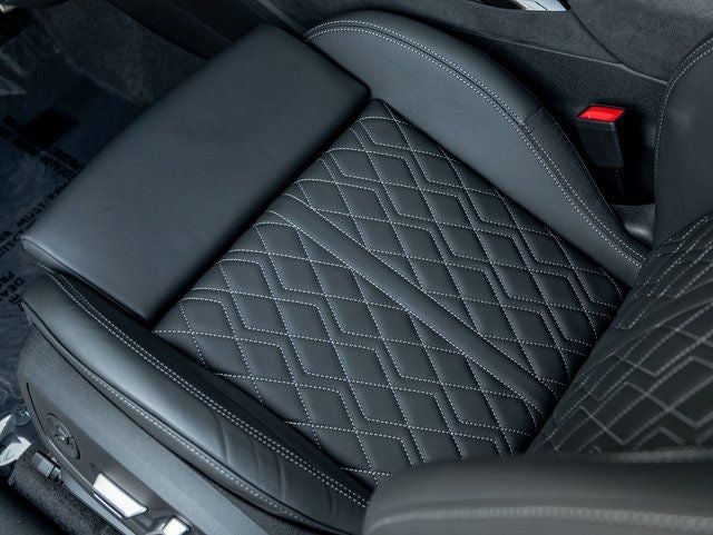 2025 Audi SQ6 e-tron Prestige quattro