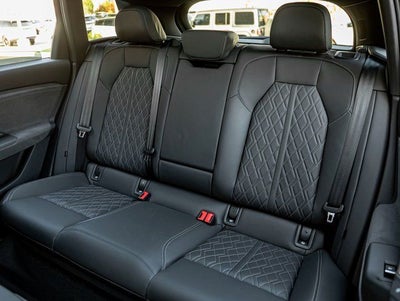 2025 Audi SQ6 e-tron Prestige quattro