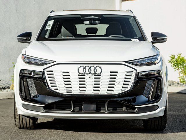 2025 Audi SQ6 e-tron Prestige quattro