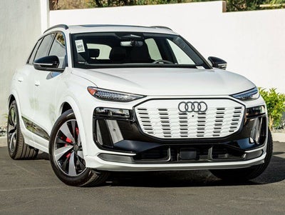 2025 Audi SQ6 e-tron Prestige quattro