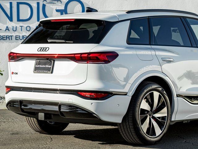 2025 Audi SQ6 e-tron Prestige quattro