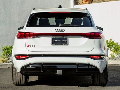 2025 Audi SQ6 e-tron Prestige quattro