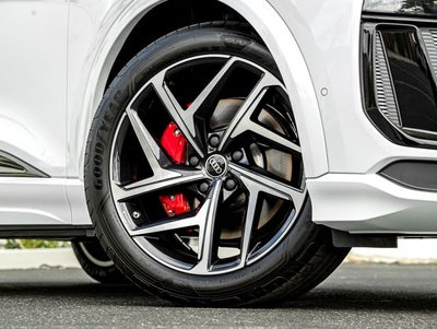 2027 Audi SQ6 e-tron Premium Plus quattro