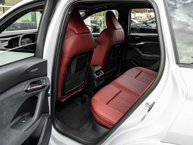 2027 Audi SQ6 e-tron Premium Plus quattro