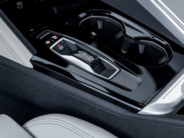 2025 Audi Q5 Prestige quattro