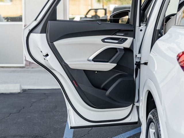 2025 Audi Q5 Prestige quattro