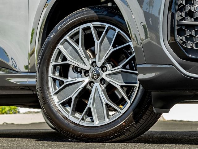 2026 Audi Q5 2.0T Premium Plus quattro