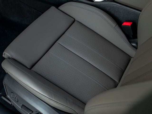 2026 Audi Q5 2.0T Premium Plus quattro