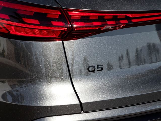 2026 Audi Q5 2.0T Premium Plus quattro