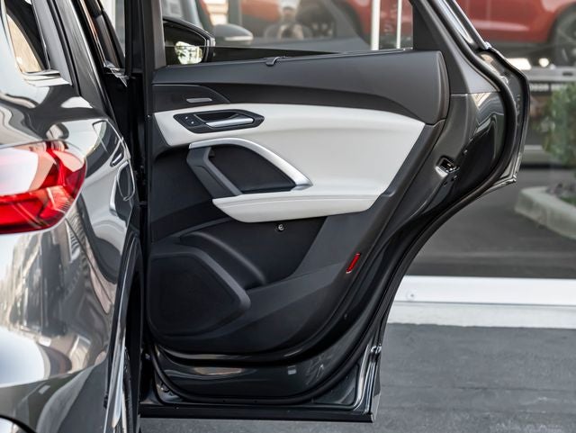 2026 Audi Q5 2.0T Premium Plus quattro