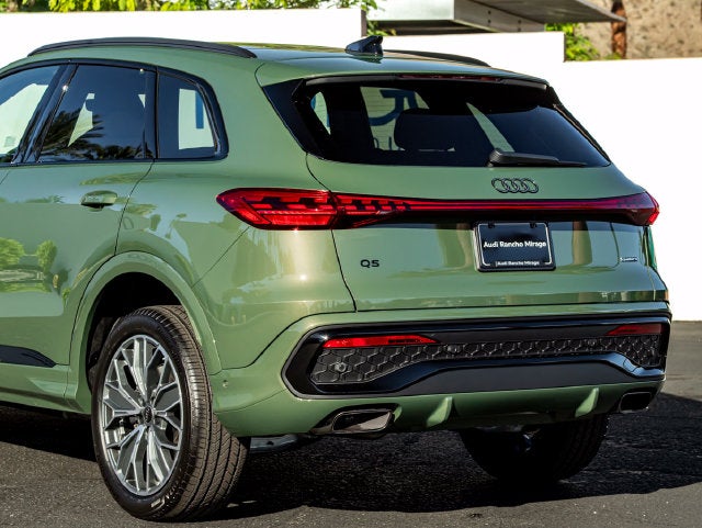 2026 Audi Q5 2.0T Premium Plus quattro