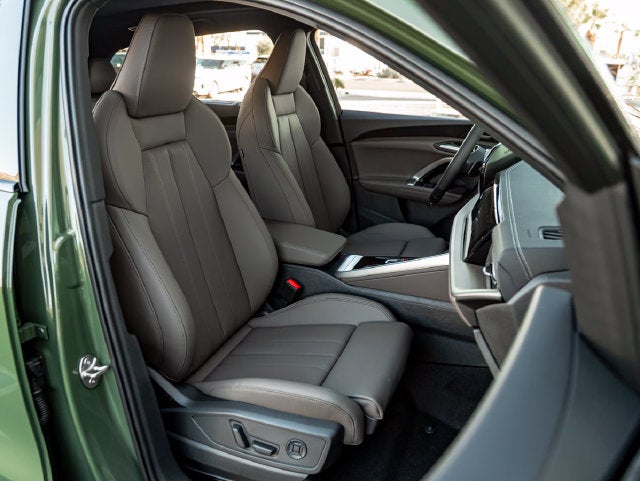 2026 Audi Q5 2.0T Premium Plus quattro