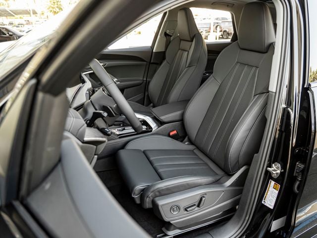 2026 Audi Q5 2.0T Premium Plus quattro