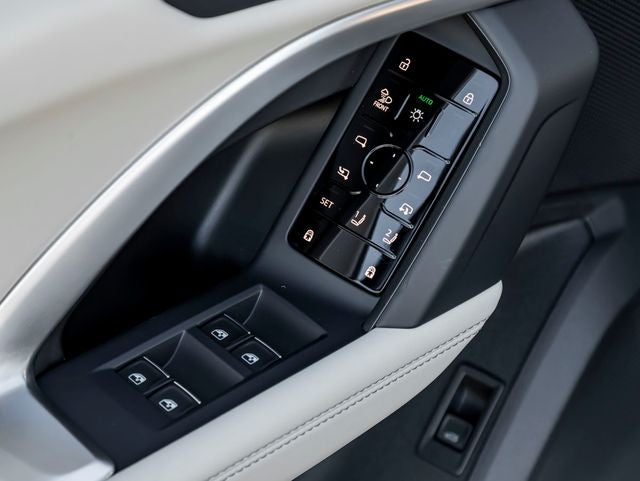 2026 Audi Q5 2.0T Premium Plus quattro