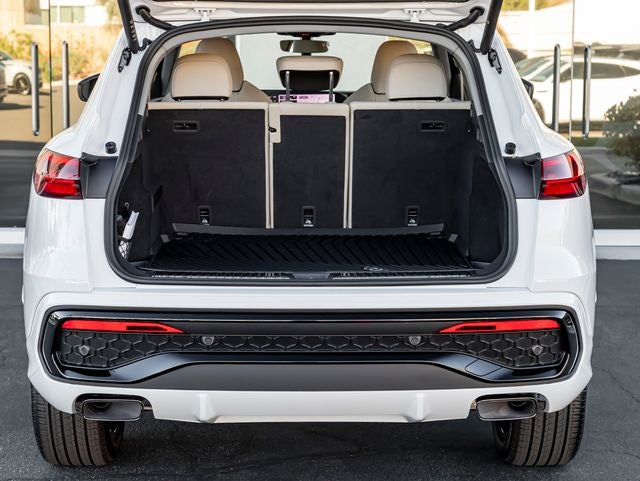 2026 Audi Q5 2.0T Premium Plus quattro