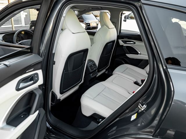 2026 Audi Q5 2.0T Premium Plus quattro
