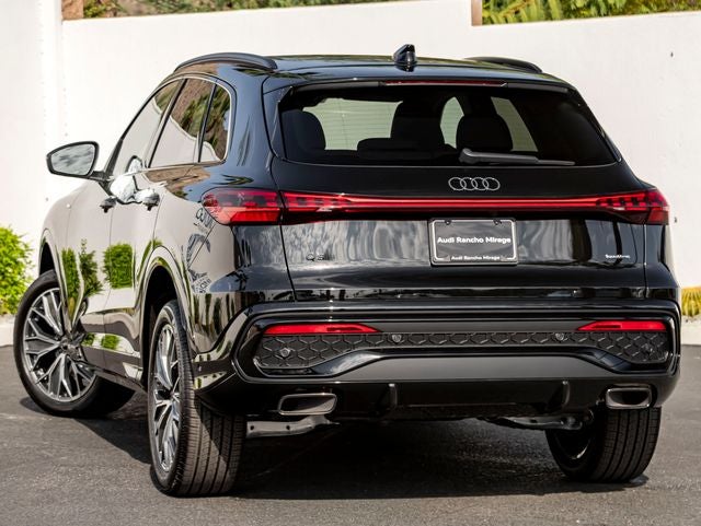2026 Audi Q5 2.0T Premium Plus quattro