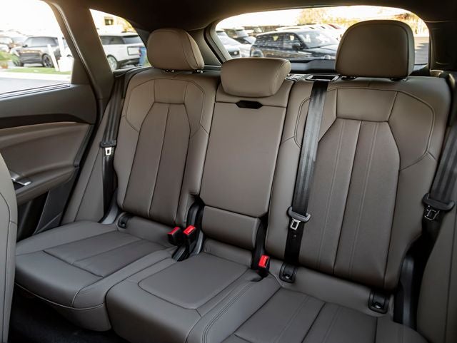 2026 Audi Q5 2.0T Premium Plus quattro