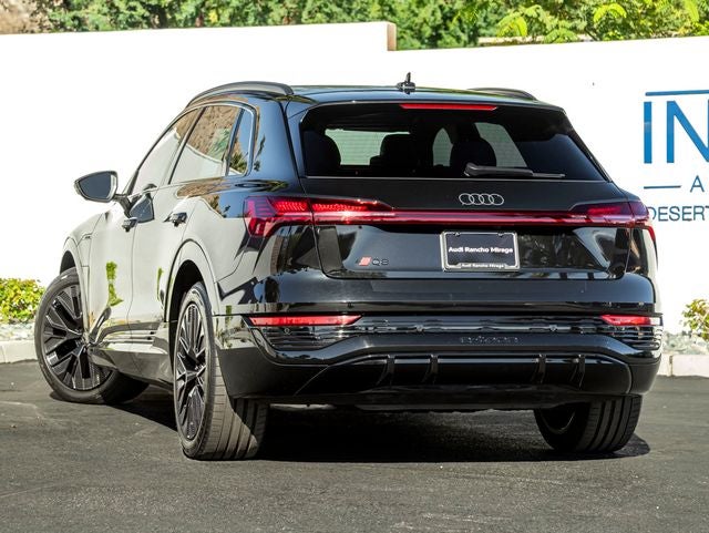 2024 Audi Q8 e-tron Prestige quattro