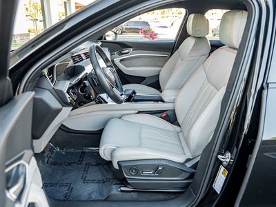 2024 Audi Q8 e-tron Prestige quattro